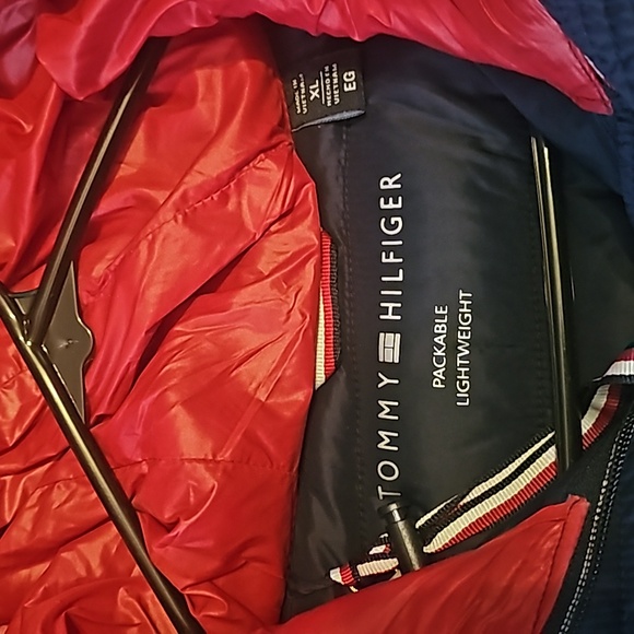 Winter coat Tommy Hilfiger - Picture 4 of 4